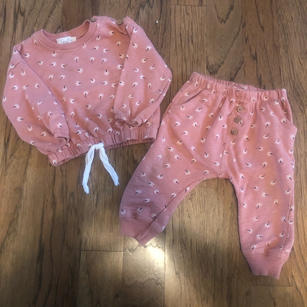 Baby girl Jessica Simpson outfit size 12 months